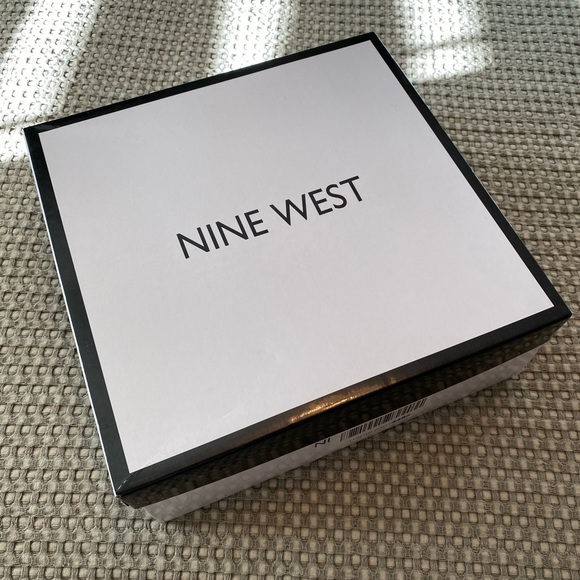 Nine West Yannah Wedge Sandal - Picture 4 of 7